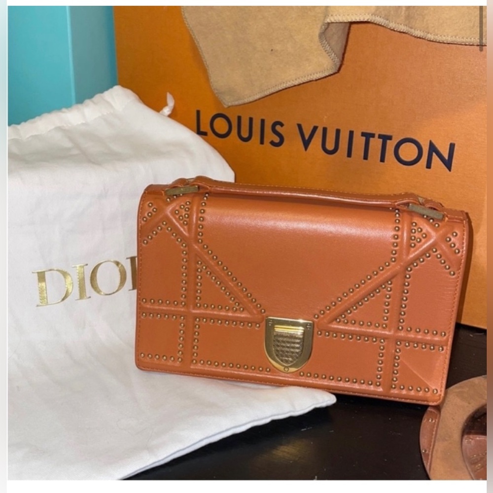 Discontinued Diorama Small Studed Crossbody,Perfect A… Gem